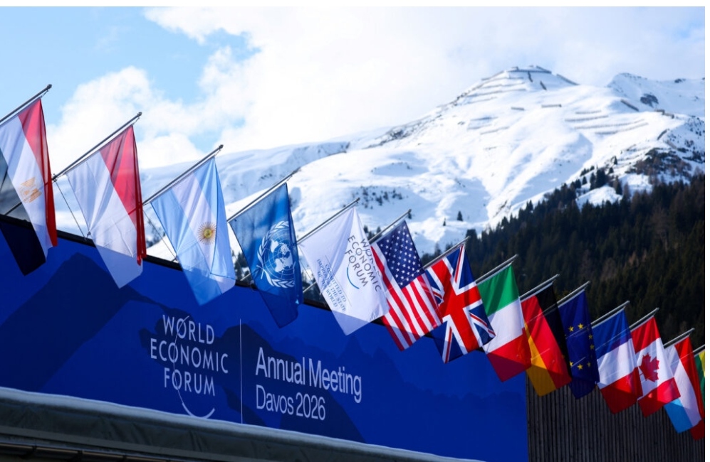 ڈیووس میں گرین لینڈ کا سایہ