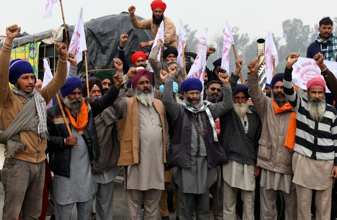 بھارتیہ کسان یونین کا امریکہ سے معاہدے کے خلاف احتجاج، مودی اور ٹرمپ کے پتلے جلانے کا اعلان