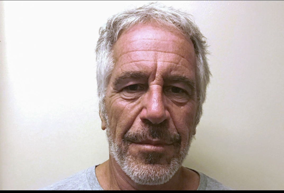 اپسٹائن فائل: طاقت، پیسہ اور سچ کا گلا گھونٹنے والی دنیا