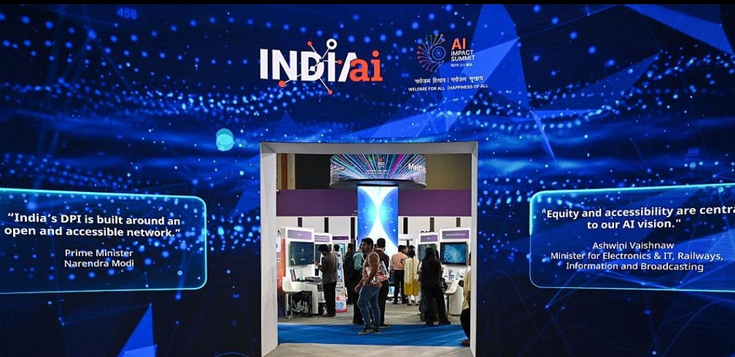 عالمی ٹیکنالوجی کانفرنس میں روبوٹک کتے کا تنازعہ: دعویٰ، تردید اور ساکھ کا سوال