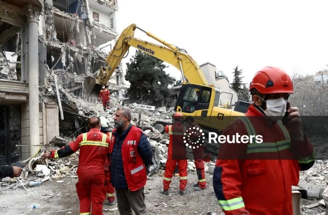 ایران-اسرائیل جنگ: تل ابیب پر میزائل حملے، لبنان پر اسرائیلی کارروائی